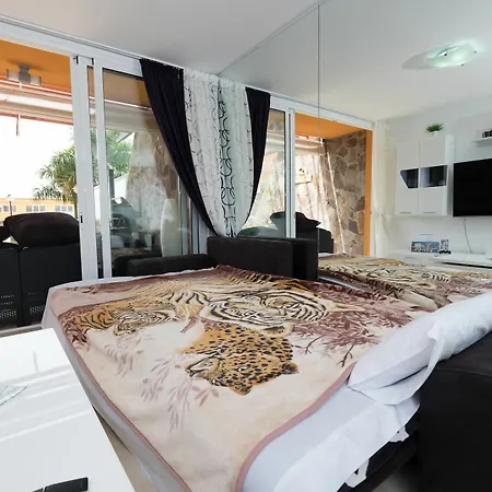 Gisel * La Playa de Tauro