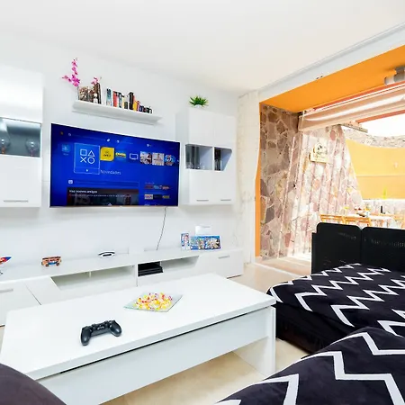 Gisel Ла-Плая-де-Тауро