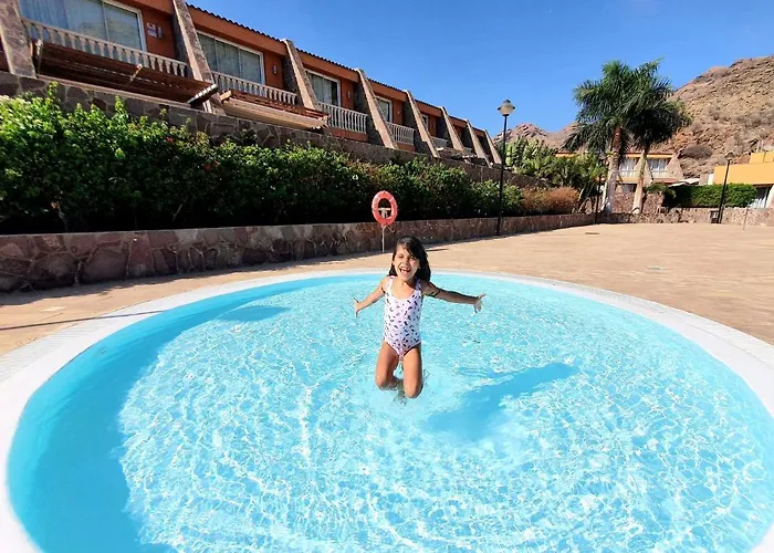 Gisel Semesterbostad La Playa de Tauro